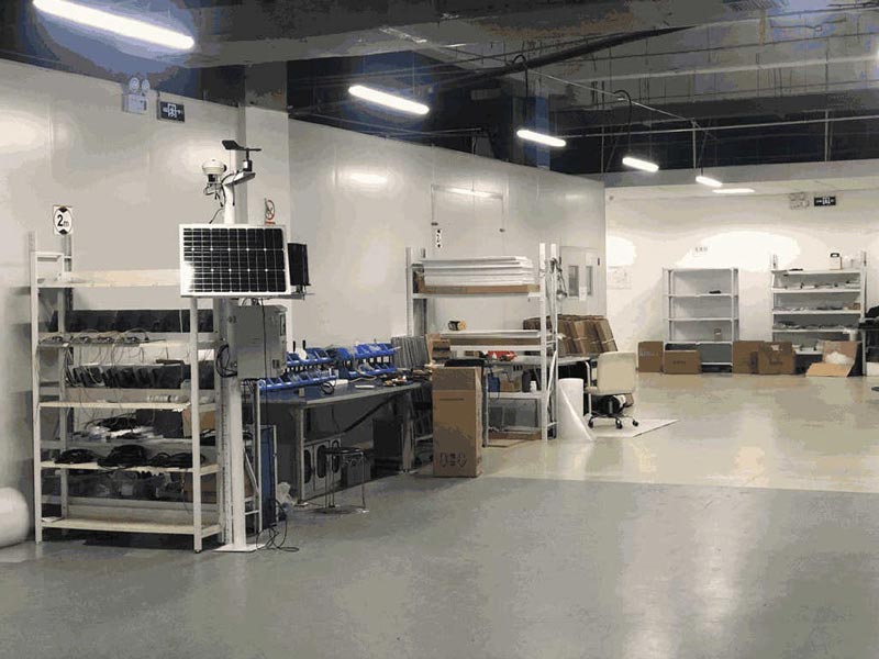 山東風途物聯網生產車間